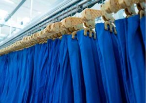 Versorgung mit Textilien